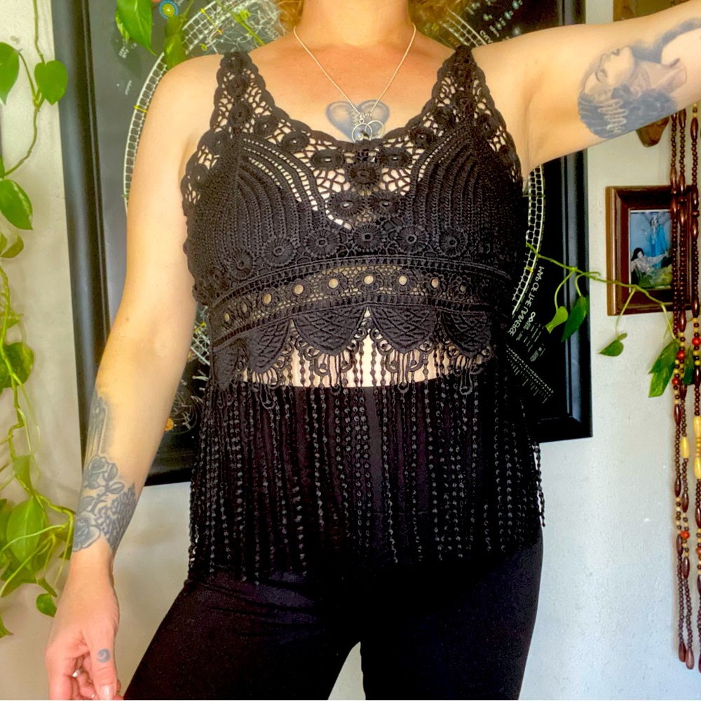 VTG Knit Lace Fringe Tank Halter top! EUC. S/M.